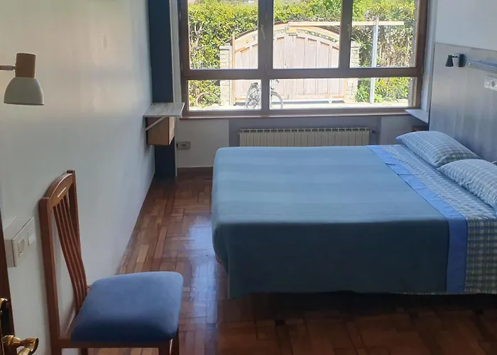 Pensjonat ** Abaca Gijón