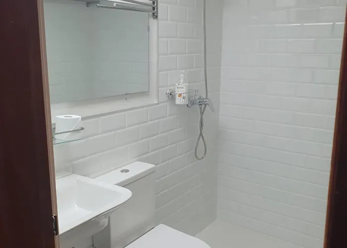 Pensión ** Abacá Gijón