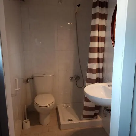 ** Abaca Guest house *