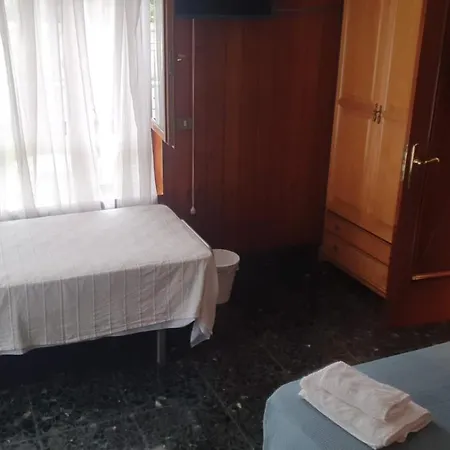 Guest house ** Abaca