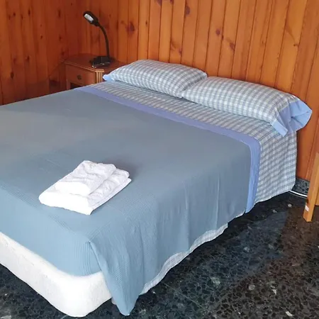 ** Abaca Guest house *